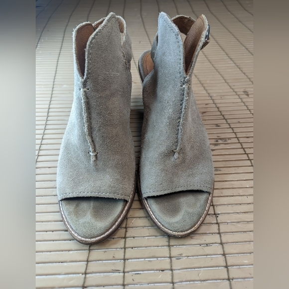 Frye Shoes Courtney Womens 6.5B ash Suede Booties Slingback Open Toe - Picture 2 of 11